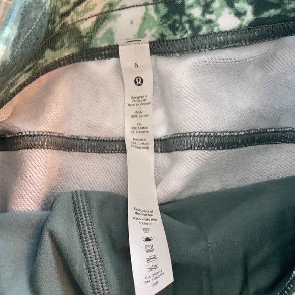 Lululemon relaxed fit French terry jogger - Picture 4 of 5